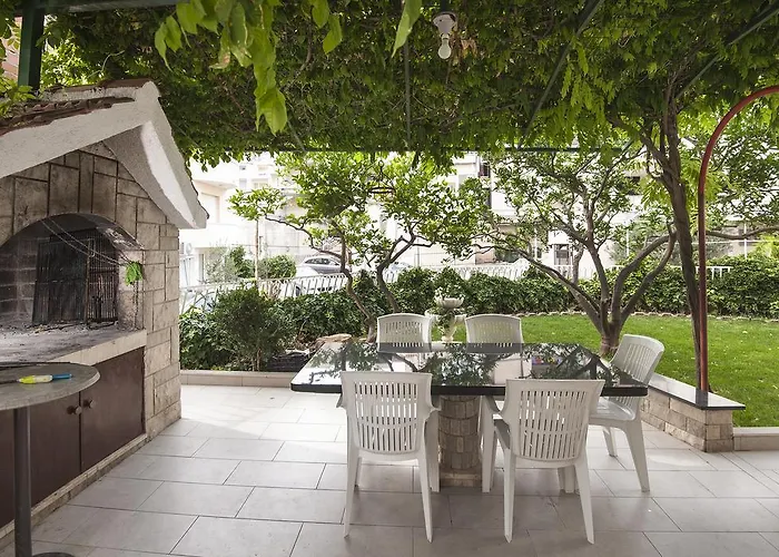 Πανσιόν Znjan 3*