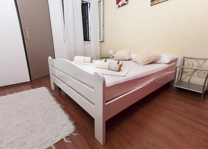 ゲストハウス Znjan スプリト